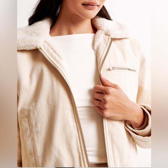 Abercrombie & Fitch Off-White Sherpa Jacket - Picture 2 of 4